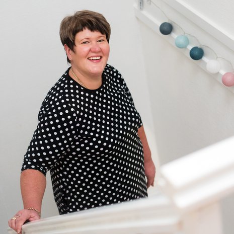 ”Kaikki lapseni tarvitsevat erityistukea. Pikkuhiljaa olen oppinut, että omaankin jaksamiseen pitää panostaa, sijaisäitinä toimiva Piia Klink sanoo.