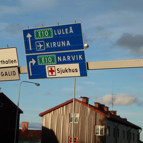 Kiiruna sijaitsee 145 kilometri&auml; napapiirilt&auml; pohjoiseen.