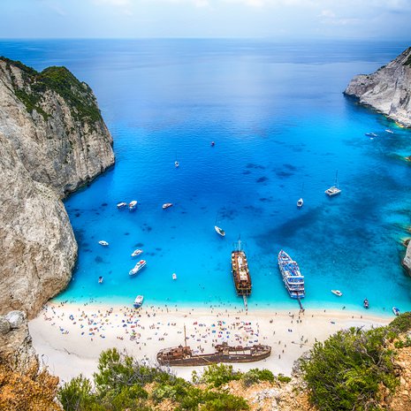 Tämä kuva on Navágion rannalta, joka sijaitsee Zákynthoksen saarella Kreikassa.