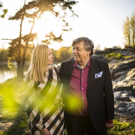 Marja ja Tarmo Kunnas ovat pitäneet kiinni yhteisistä ruoka-ajoista myös lasten lähdettyä kotoa.