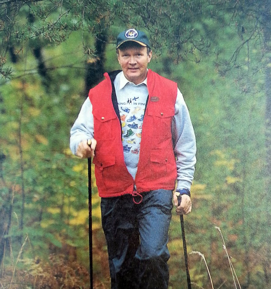 Tuomo Jantunen sauvakävelemässä vuonna 1997