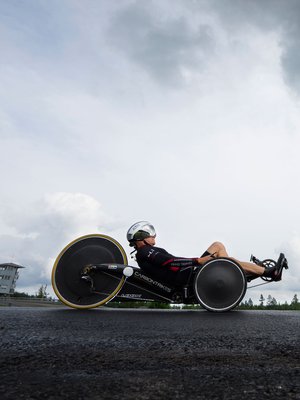 Pekka Heimonen on syntynyt Imatralla vuonna 1960 ja asuu Ranskassa. Hänen perheeseensä kuuluu avopuoliso sekä aikuinen poika. Pekka on Vltec Softwaren tekninen johtaja ja harrastaa pyöräilyä.