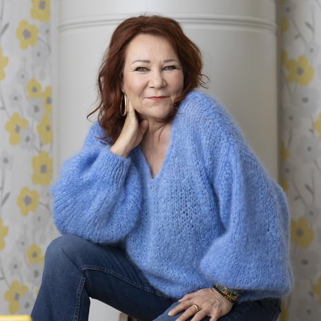 Vicky Rosti aloitti laulajan uransa jo 15-vuotiaana ja vietti toissa vuonna 50-vuotisjuhlavuotta.