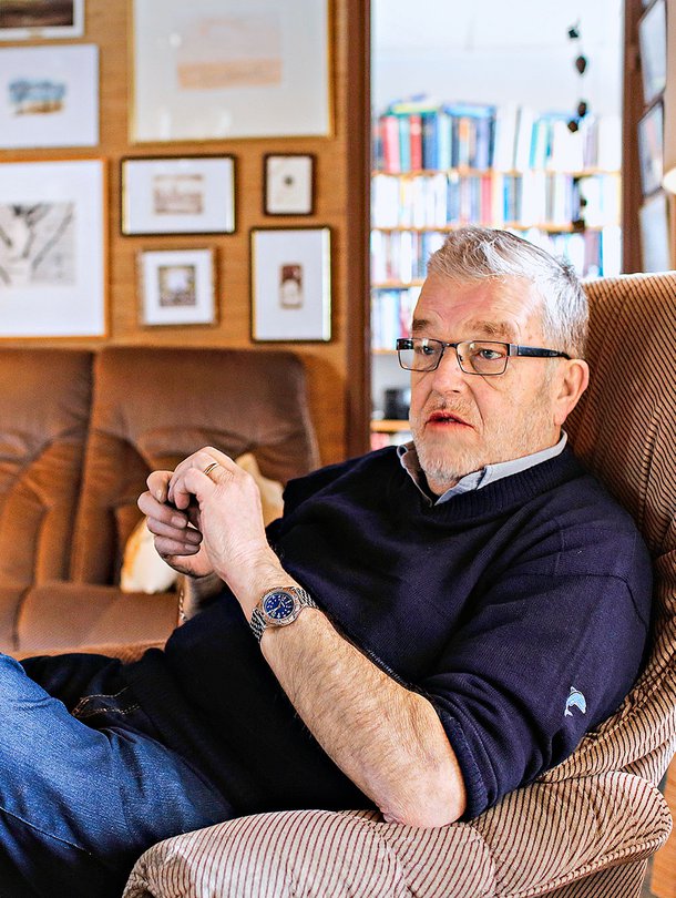 Matti J. Kuronen sanoo edelleen toipuvansa perhettään kohdanneista sairauksista.