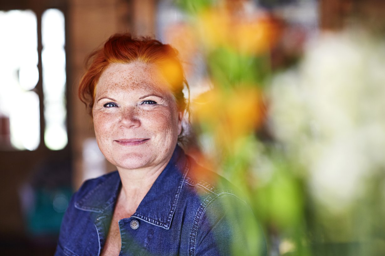 Maija Silvennoiselle arjen luksusta ovat takkatuli, sauna ja ruuanlaitto.