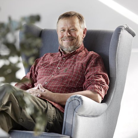 Erkki Lampén on sosiologi, retkeilijä ja kirjoittaja.