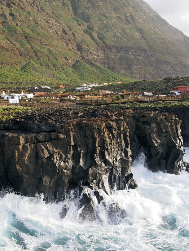 Upeiden maisemien El Hierro sopii omatoimiselle matkaajalle.