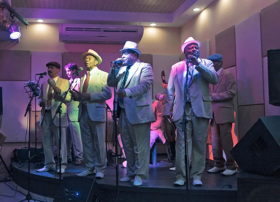 Legendaarinen Septeto Habanero Egrem-klubilla.