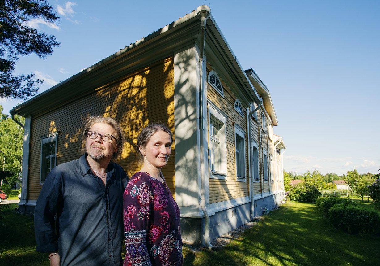 Lapinlahdella sijaitsevan Väärnin pappilan pelastaminen oli spontaani päätös Minna Kettuselle ja Jarkka Rissaselle.