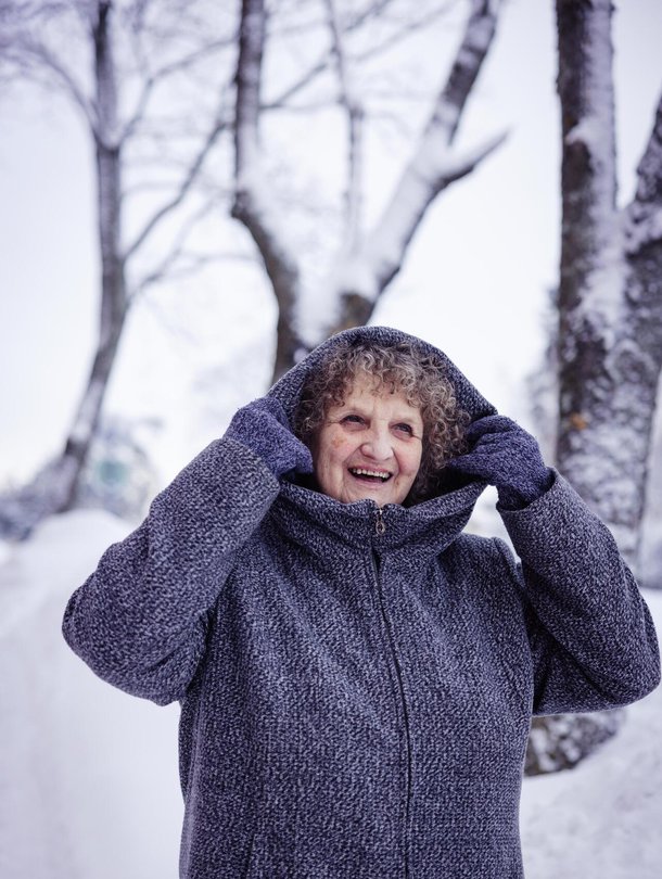 –Suhteeni tavaraan muuttui. Hankin nyt vain tarpeellista, sanoo tulipalosta selviytynyt Marita Jurva.