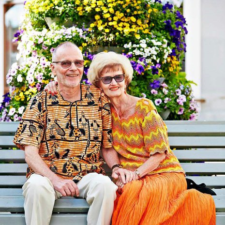 Sirpa ja Reijo Lyytikäinen viihtyvät Pärnussa. Kesäisin he nauttivat kaupungin vehreydestä, talvisin hiljaisuudesta.